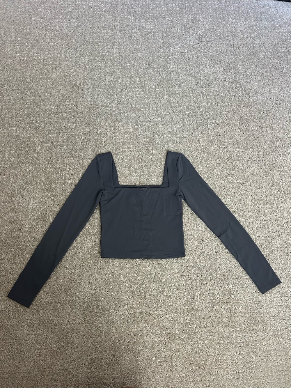 Aritzia Babaton Grey Square-Neck Long Sleeve Crop Top Size XS